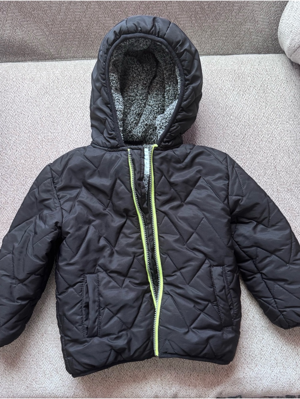 Gymboree boys 3t Black Quilted Hooded Puffer with Lime Zipper